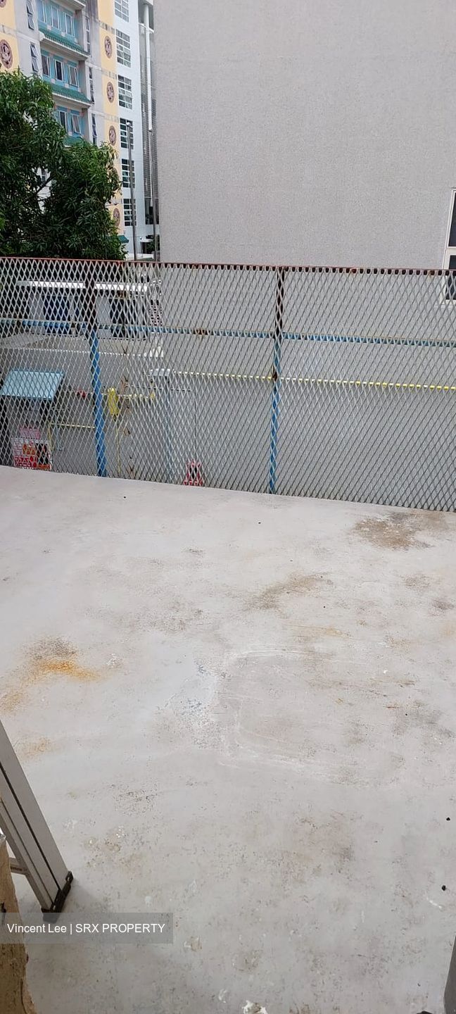 Geylang Road (D14), Shop House #440588481